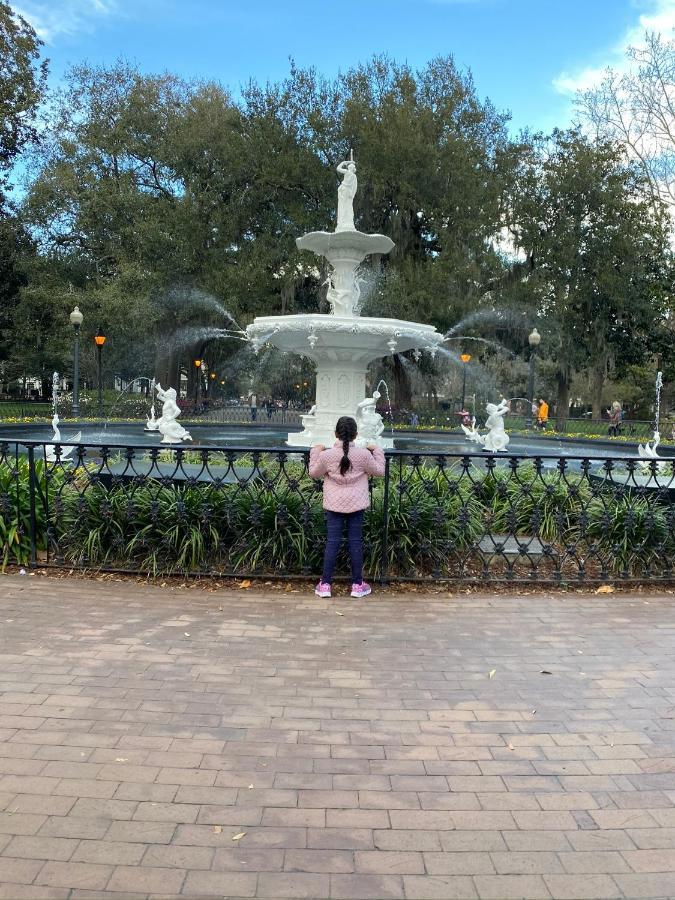Hotel Econo Choice I 95 Gateway 24 Hour Fitness Center On Site Guest Laundry On Site Perkins Restaurant Savannah